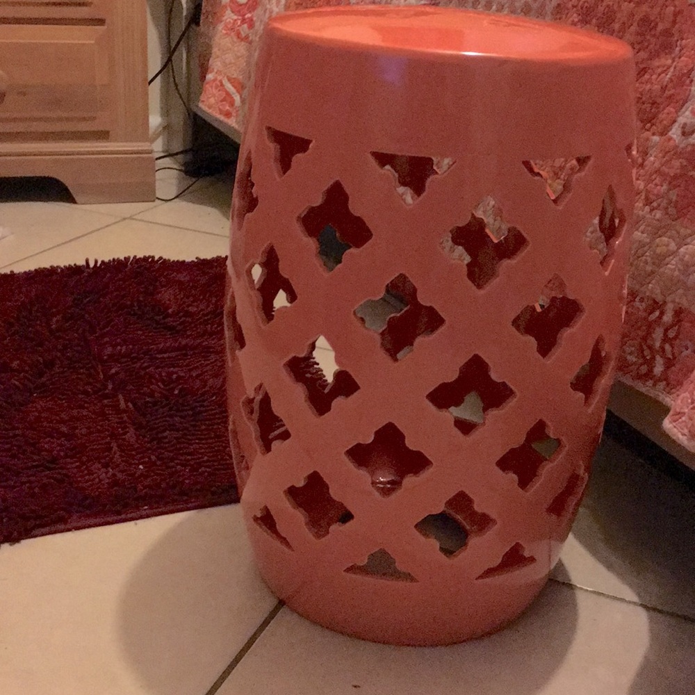 Coral Plant Stand